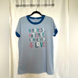 Lularoe/ Light Blue women’s t-shirt dark blue capped sleeves and scoop neck.‌‍‍‍